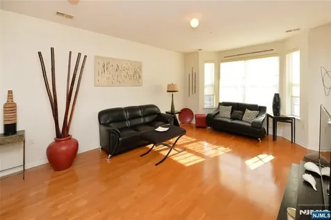 503 Bushes Lane Elmwood Park NJ 07407