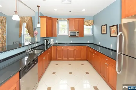 503 Bushes Lane Elmwood Park NJ 07407