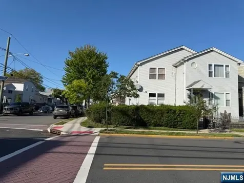 312 Centre Avenue Secaucus NJ 07094