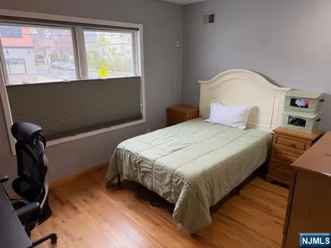 312 Centre Avenue Secaucus NJ 07094