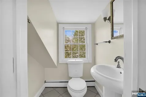 11 Meyer Place Pequannock Township NJ 07444