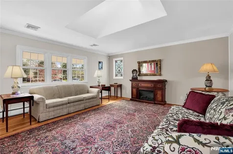 11 Meyer Place Pequannock Township NJ 07444