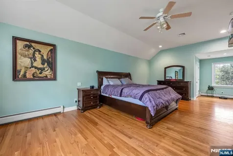 631 Montview Place River Vale NJ 07675