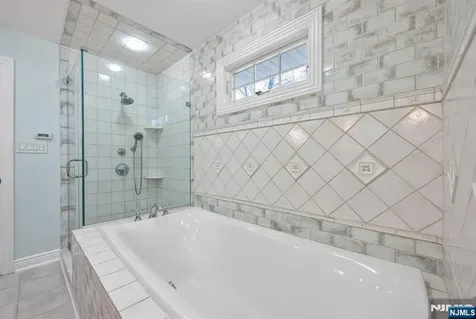 631 Montview Place River Vale NJ 07675