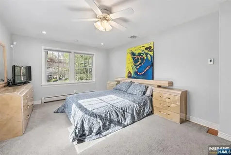 631 Montview Place River Vale NJ 07675