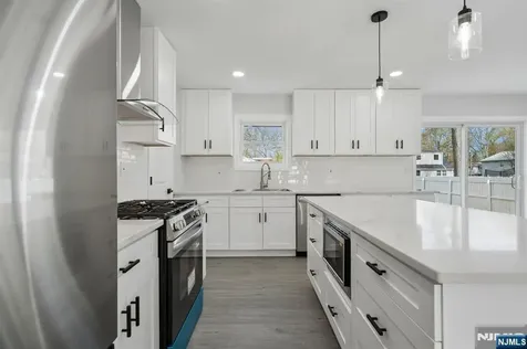 26 Hunterdon Road West Orange NJ 07052