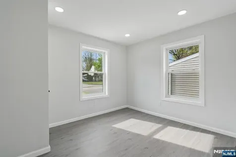 26 Hunterdon Road West Orange NJ 07052