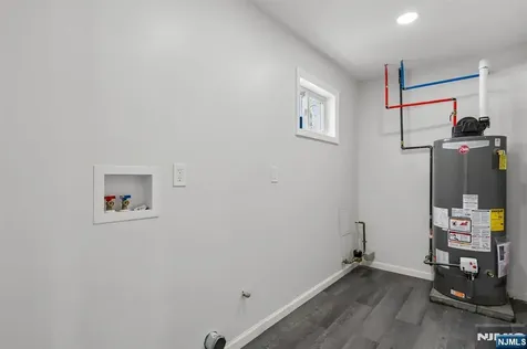 26 Hunterdon Road West Orange NJ 07052