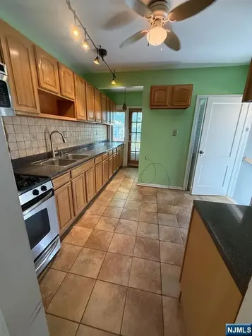20 Clinton Avenue Kearny NJ 07032