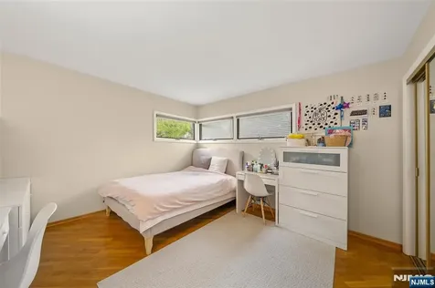 155 Zabriskie Place River Edge NJ 07661