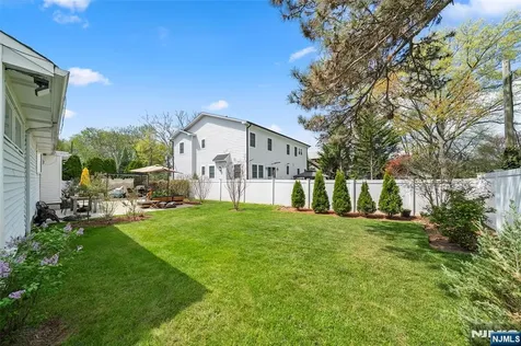155 Zabriskie Place River Edge NJ 07661