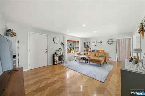 155 Zabriskie Place River Edge NJ 07661