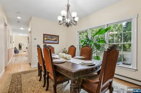 43 N Pleasant Avenue Ridgewood NJ 07450