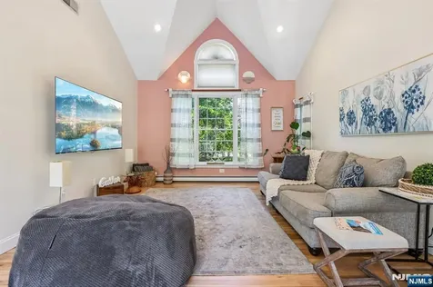 43 N Pleasant Avenue Ridgewood NJ 07450