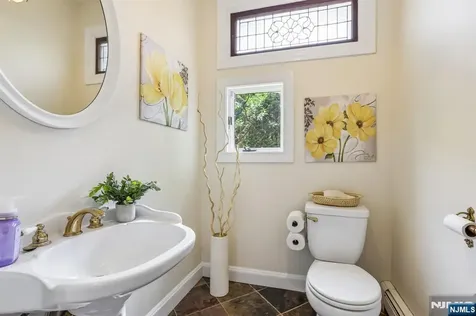 43 N Pleasant Avenue Ridgewood NJ 07450