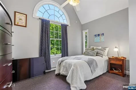 43 N Pleasant Avenue Ridgewood NJ 07450