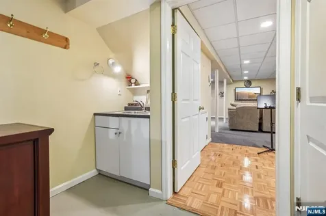 43 N Pleasant Avenue Ridgewood NJ 07450