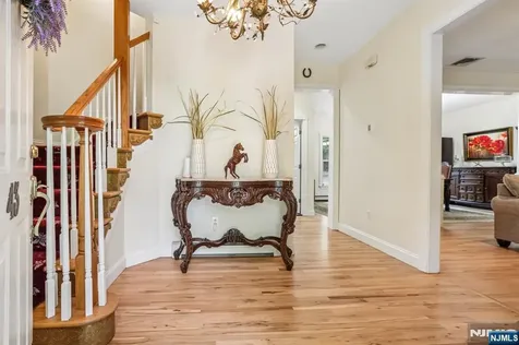 43 N Pleasant Avenue Ridgewood NJ 07450