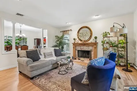 43 N Pleasant Avenue Ridgewood NJ 07450