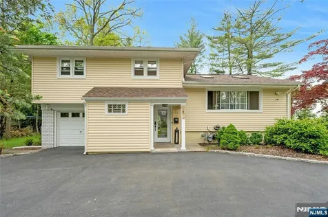 11 Meadow Street Demarest NJ 07627