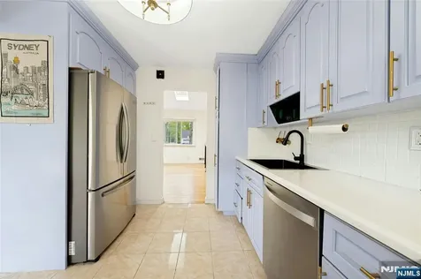 11 Meadow Street Demarest NJ 07627