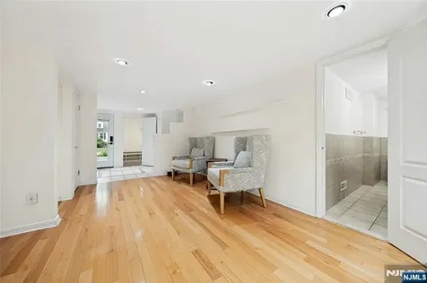 11 Meadow Street Demarest NJ 07627