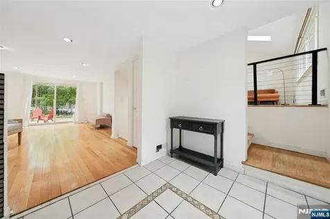 11 Meadow Street Demarest NJ 07627