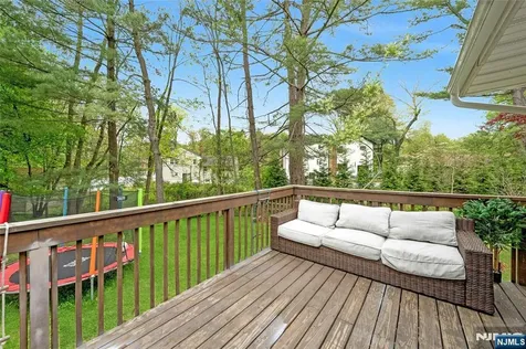 11 Meadow Street Demarest NJ 07627