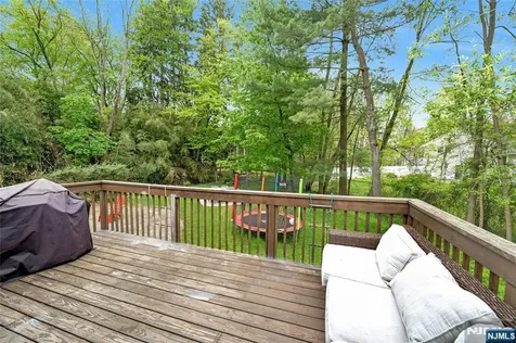 11 Meadow Street Demarest NJ 07627