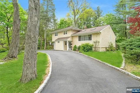 11 Meadow Street Demarest NJ 07627