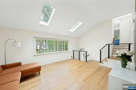11 Meadow Street Demarest NJ 07627