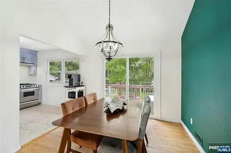 11 Meadow Street Demarest NJ 07627