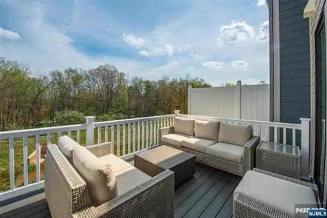 15 Cinnamon Drive Upper Saddle River NJ 07458