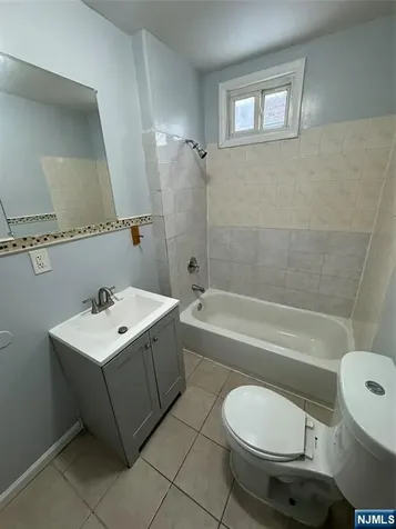103 9th Street Newark NJ 07107