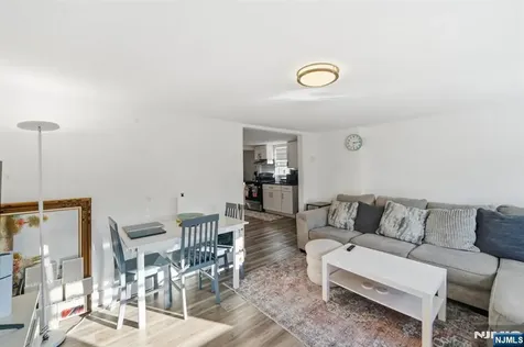 60 Westervelt Place Lodi NJ 07644