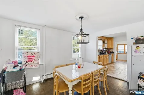 60 Westervelt Place Lodi NJ 07644
