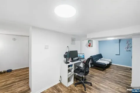 60 Westervelt Place Lodi NJ 07644