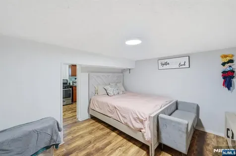 60 Westervelt Place Lodi NJ 07644