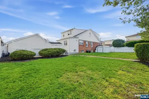 60 Westervelt Place Lodi NJ 07644