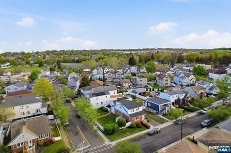 60 Westervelt Place Lodi NJ 07644