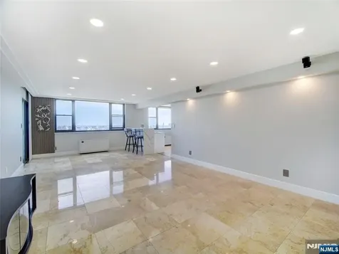 250 Gorge Road Cliffside Park NJ 07010