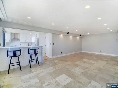 250 Gorge Road Cliffside Park NJ 07010