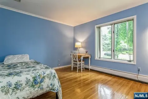 273 Wilson Drive Cresskill NJ 07626