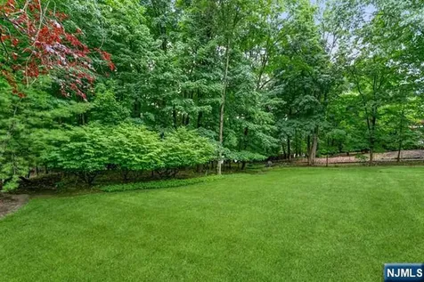 273 Wilson Drive Cresskill NJ 07626