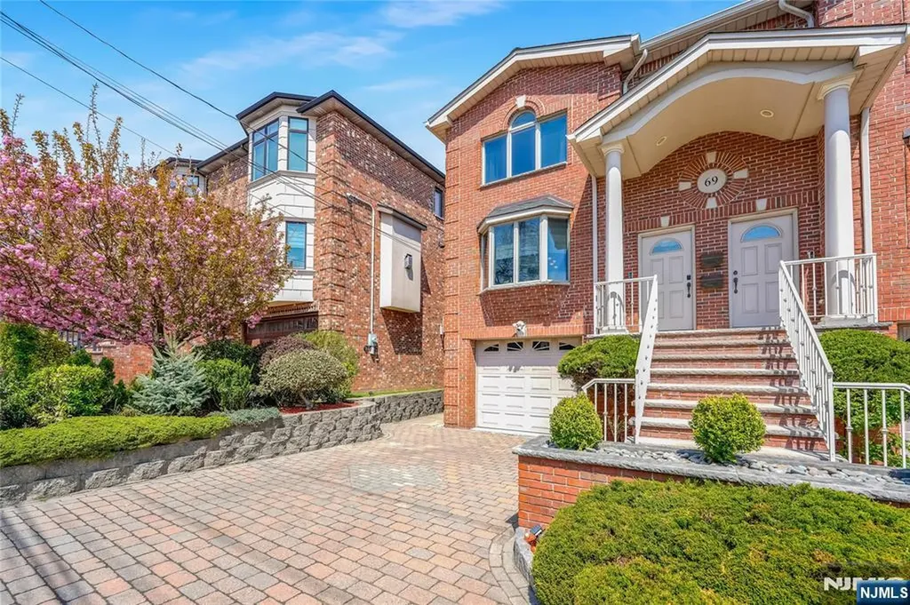 69 Columbia Avenue Cliffside Park NJ 07010