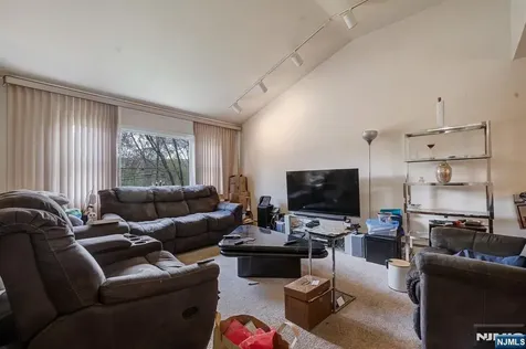 678 Morsetown Road West Milford NJ 07480