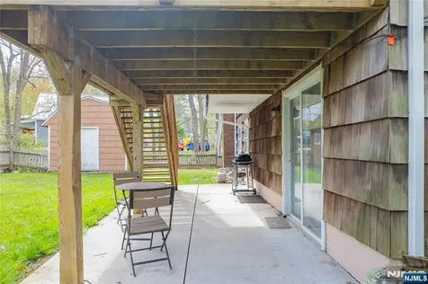 678 Morsetown Road West Milford NJ 07480
