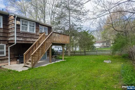 678 Morsetown Road West Milford NJ 07480