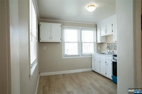 4 Augusta Street Elmwood Park NJ 07407