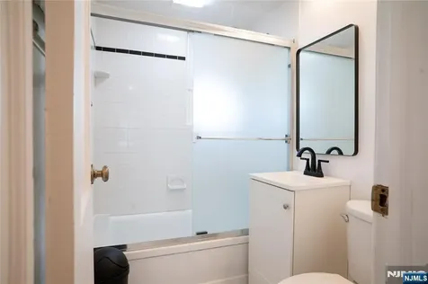 4 Augusta Street Elmwood Park NJ 07407